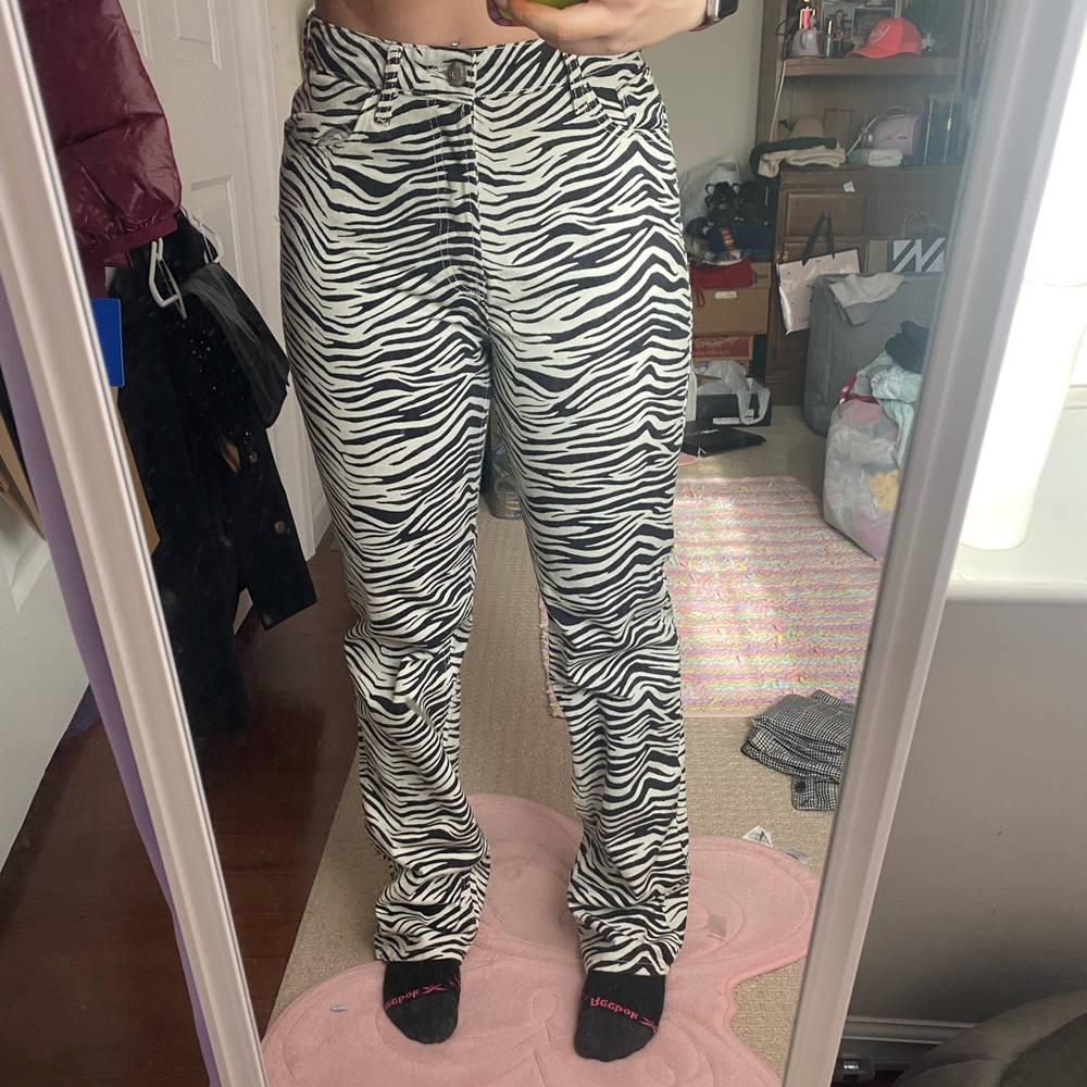 Zara zebra print straight jeans size 8
